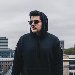 Ree资料,Ree最新歌曲,ReeMV视频,Ree音乐专辑,Ree好听的歌