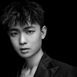 海的蓝 (原创) (伴奏)