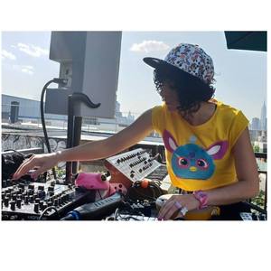 Giorgia Angiuli资料,Giorgia Angiuli最新歌曲,Giorgia AngiuliMV视频,Giorgia Angiuli音乐专辑,Giorgia Angiuli好听的歌