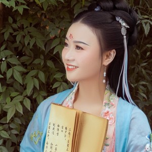 刘小艺 - 世界这么大还是遇见你