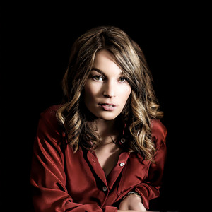 Anna Rossinelli资料,Anna Rossinelli最新歌曲,Anna RossinelliMV视频,Anna Rossinelli音乐专辑,Anna Rossinelli好听的歌