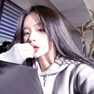 伊依资料,伊依最新歌曲,伊依MV视频,伊依音乐专辑,伊依好听的歌