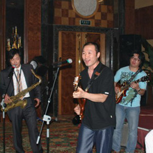 节奏之犬乐队资料,节奏之犬乐队最新歌曲,节奏之犬乐队MV视频,节奏之犬乐队音乐专辑,节奏之犬乐队好听的歌