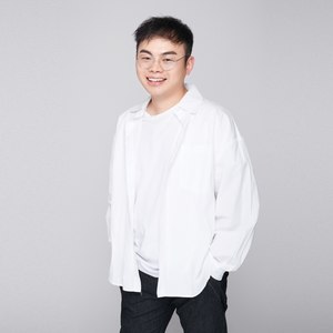 Raphael资料,Raphael最新歌曲,RaphaelMV视频,Raphael音乐专辑,Raphael好听的歌