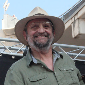 Tomeu Penya资料,Tomeu Penya最新歌曲,Tomeu PenyaMV视频,Tomeu Penya音乐专辑,Tomeu Penya好听的歌