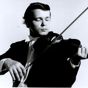 András Kiss资料,András Kiss最新歌曲,András KissMV视频,András Kiss音乐专辑,András Kiss好听的歌