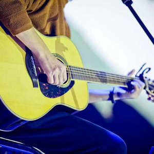 邓乐成资料,邓乐成最新歌曲,邓乐成MV视频,邓乐成音乐专辑,邓乐成好听的歌