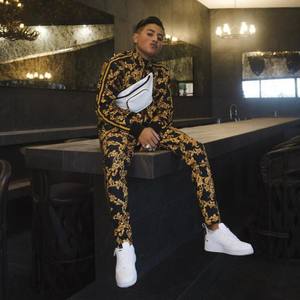 King Leasaa资料,King Leasaa最新歌曲,King LeasaaMV视频,King Leasaa音乐专辑,King Leasaa好听的歌