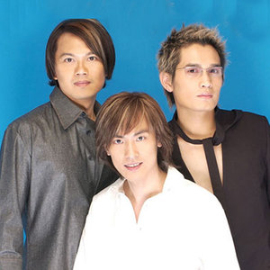 魏庆枫资料,魏庆枫最新歌曲,魏庆枫MV视频,魏庆枫音乐专辑,魏庆枫好听的歌