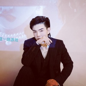 陈少龙资料,陈少龙最新歌曲,陈少龙MV视频,陈少龙音乐专辑,陈少龙好听的歌