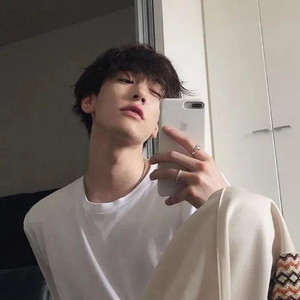 林奕颜资料,林奕颜最新歌曲,林奕颜MV视频,林奕颜音乐专辑,林奕颜好听的歌