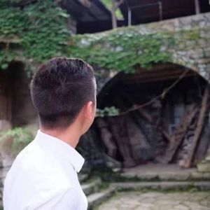 白雪无霜资料,白雪无霜最新歌曲,白雪无霜MV视频,白雪无霜音乐专辑,白雪无霜好听的歌