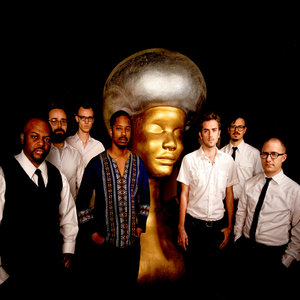 Black Joe Lewis & The Honeybears