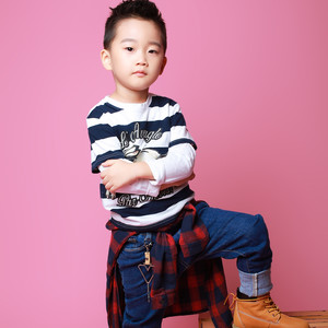 郑文博资料,郑文博最新歌曲,郑文博MV视频,郑文博音乐专辑,郑文博好听的歌