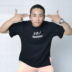 海华资料,海华最新歌曲,海华MV视频,海华音乐专辑,海华好听的歌