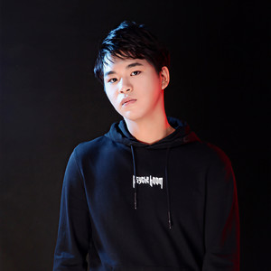 鲁威资料,鲁威最新歌曲,鲁威MV视频,鲁威音乐专辑,鲁威好听的歌