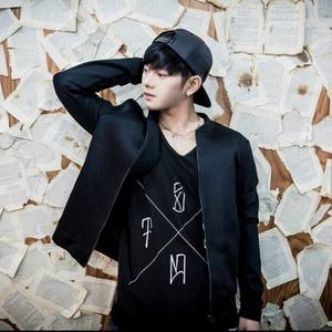 정창훈资料,정창훈最新歌曲,정창훈MV视频,정창훈音乐专辑,정창훈好听的歌