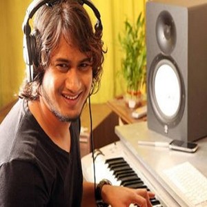 Vipin Patwa资料,Vipin Patwa最新歌曲,Vipin PatwaMV视频,Vipin Patwa音乐专辑,Vipin Patwa好听的歌