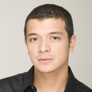 Jericho Rosales资料,Jericho Rosales最新歌曲,Jericho RosalesMV视频,Jericho Rosales音乐专辑,Jericho Rosales好听的歌
