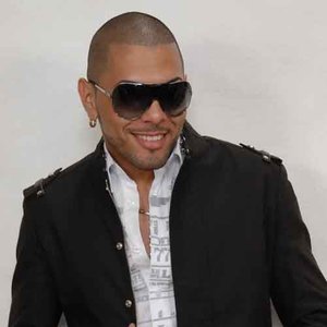 El Chacal资料,El Chacal最新歌曲,El ChacalMV视频,El Chacal音乐专辑,El Chacal好听的歌