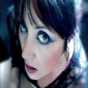 Claire Willis资料,Claire Willis最新歌曲,Claire WillisMV视频,Claire Willis音乐专辑,Claire Willis好听的歌