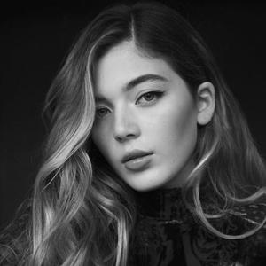 Kareena资料,Kareena最新歌曲,KareenaMV视频,Kareena音乐专辑,Kareena好听的歌