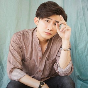 Chí Thiện资料,Chí Thiện最新歌曲,Chí ThiệnMV视频,Chí Thiện音乐专辑,Chí Thiện好听的歌