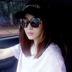 以斯帖资料,以斯帖最新歌曲,以斯帖MV视频,以斯帖音乐专辑,以斯帖好听的歌