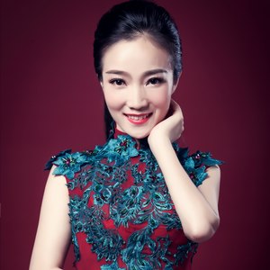 泪蛋蛋掉在酒杯杯里