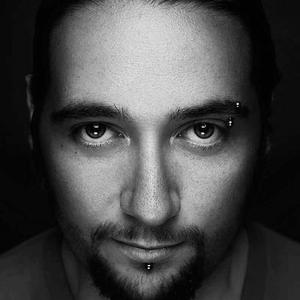 Frank Kvitta资料,Frank Kvitta最新歌曲,Frank KvittaMV视频,Frank Kvitta音乐专辑,Frank Kvitta好听的歌