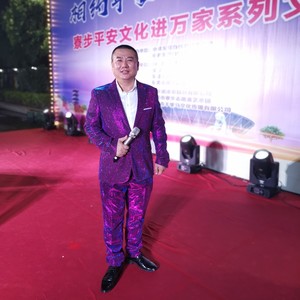 金艺锋资料,金艺锋最新歌曲,金艺锋MV视频,金艺锋音乐专辑,金艺锋好听的歌