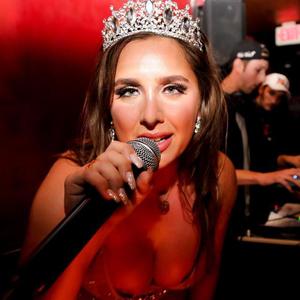 Amanda Rome West资料,Amanda Rome West最新歌曲,Amanda Rome WestMV视频,Amanda Rome West音乐专辑,Amanda Rome West好听的歌