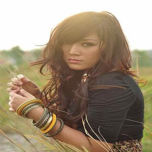 Shila资料,Shila最新歌曲,ShilaMV视频,Shila音乐专辑,Shila好听的歌