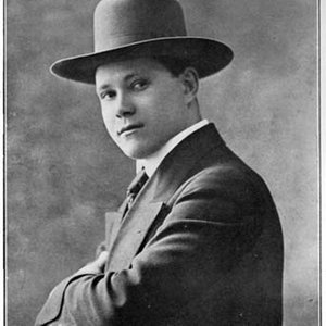 Cesar Vezzani资料,Cesar Vezzani最新歌曲,Cesar VezzaniMV视频,Cesar Vezzani音乐专辑,Cesar Vezzani好听的歌