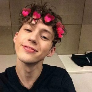 涧时资料,涧时最新歌曲,涧时MV视频,涧时音乐专辑,涧时好听的歌