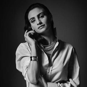 Valentina Tioli资料,Valentina Tioli最新歌曲,Valentina TioliMV视频,Valentina Tioli音乐专辑,Valentina Tioli好听的歌