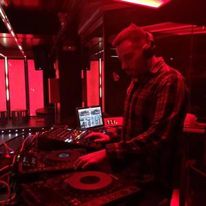 Robin Orlando资料,Robin Orlando最新歌曲,Robin OrlandoMV视频,Robin Orlando音乐专辑,Robin Orlando好听的歌