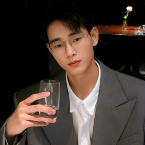 胡柒资料,胡柒最新歌曲,胡柒MV视频,胡柒音乐专辑,胡柒好听的歌