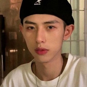 梦洛伊资料,梦洛伊最新歌曲,梦洛伊MV视频,梦洛伊音乐专辑,梦洛伊好听的歌