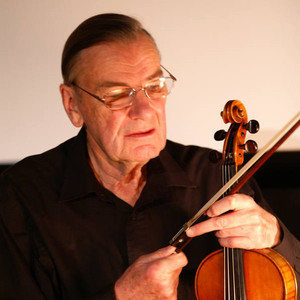 Stephen Shingles资料,Stephen Shingles最新歌曲,Stephen ShinglesMV视频,Stephen Shingles音乐专辑,Stephen Shingles好听的歌