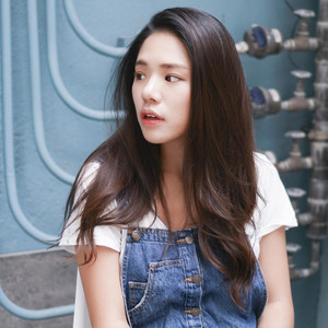 林若盈资料,林若盈最新歌曲,林若盈MV视频,林若盈音乐专辑,林若盈好听的歌