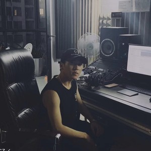 高梦泽资料,高梦泽最新歌曲,高梦泽MV视频,高梦泽音乐专辑,高梦泽好听的歌