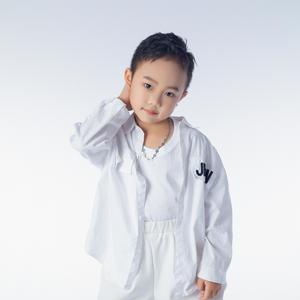 王晨懿资料,王晨懿最新歌曲,王晨懿MV视频,王晨懿音乐专辑,王晨懿好听的歌