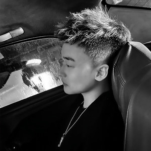 李睿泽资料,李睿泽最新歌曲,李睿泽MV视频,李睿泽音乐专辑,李睿泽好听的歌