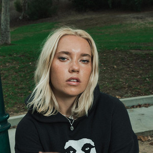 Katie Henderson资料,Katie Henderson最新歌曲,Katie HendersonMV视频,Katie Henderson音乐专辑,Katie Henderson好听的歌