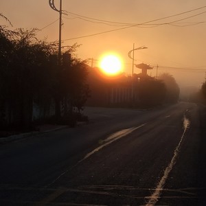 爱在这里资料,爱在这里最新歌曲,爱在这里MV视频,爱在这里音乐专辑,爱在这里好听的歌