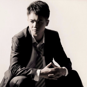 袁华春资料,袁华春最新歌曲,袁华春MV视频,袁华春音乐专辑,袁华春好听的歌