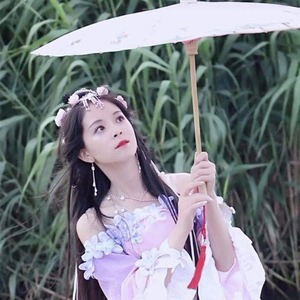 简介:御儿,短视频博主,短视频平台第一古风主播,全网粉丝超800万,快手