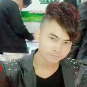 流浪歌手阿鲶资料,流浪歌手阿鲶最新歌曲,流浪歌手阿鲶MV视频,流浪歌手阿鲶音乐专辑,流浪歌手阿鲶好听的歌