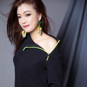 月影资料,月影最新歌曲,月影MV视频,月影音乐专辑,月影好听的歌